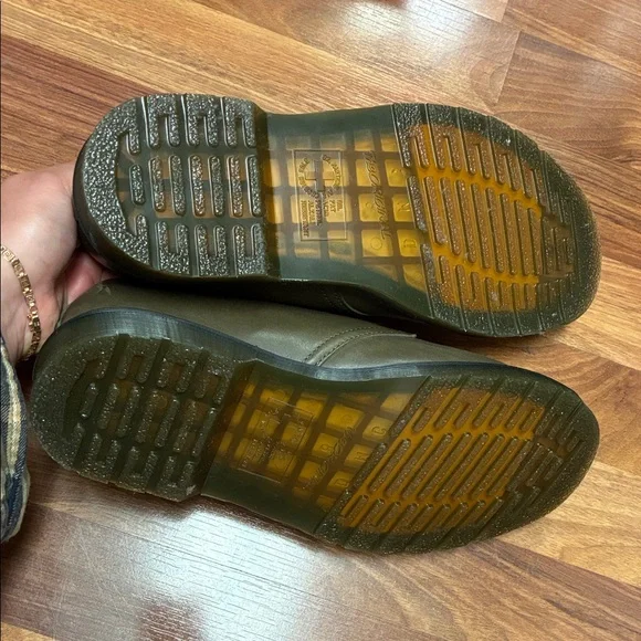 Dr. Martens 1461 CARRARA LEATHER OXFORD SHOES olive SIZE US men 9/women 10 - Picture 2 of 4